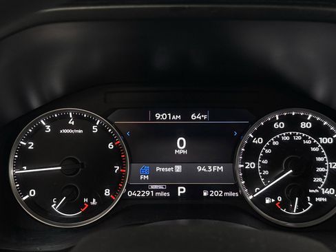 Used 2023 Mitsubishi Outlander ES AWD/4WD image 17