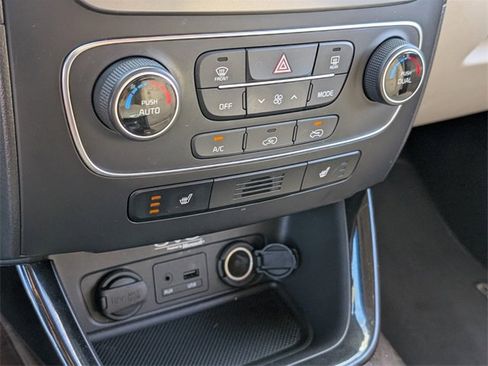 Used 2015 Kia Sorento EX image 23