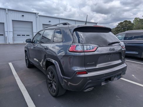 Used 2019 Jeep Cherokee High Altitude AWD/4WD image 6