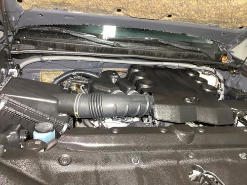 Certified 2024 Toyota 4Runner Limited image 18