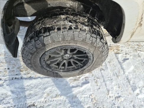 Used 2022 Toyota 4Runner SR5 Premium image 5