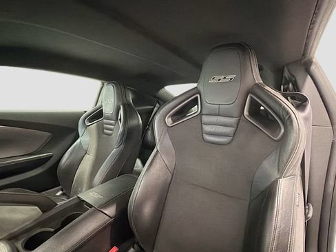 Used 2014 Chevrolet Camaro SS w/ SS Performance Package RWD image 21