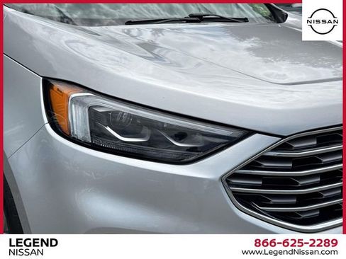 Used 2019 Ford Edge Titanium w/ Equipment Group 301A AWD/4WD image 8