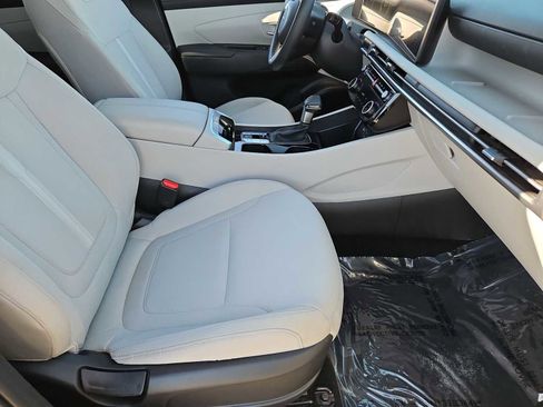 Certified 2025 Hyundai Tucson SEL image 21