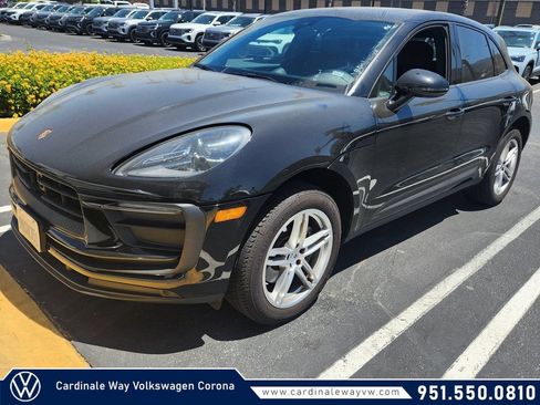 Used 2024 Porsche Macan AWD/4WD image 1