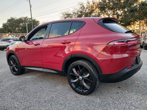 Used 2024 Dodge Hornet GT image 7