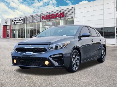 Used 2021 Kia Forte LXS image 3