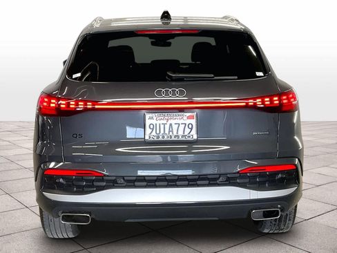 Certified 2025 Audi Q5 Premium w/ Convenience Package AWD/4WD image 7