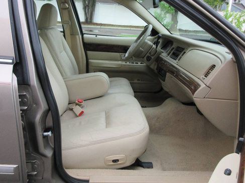 Used 2006 Mercury Grand Marquis LS RWD image 23