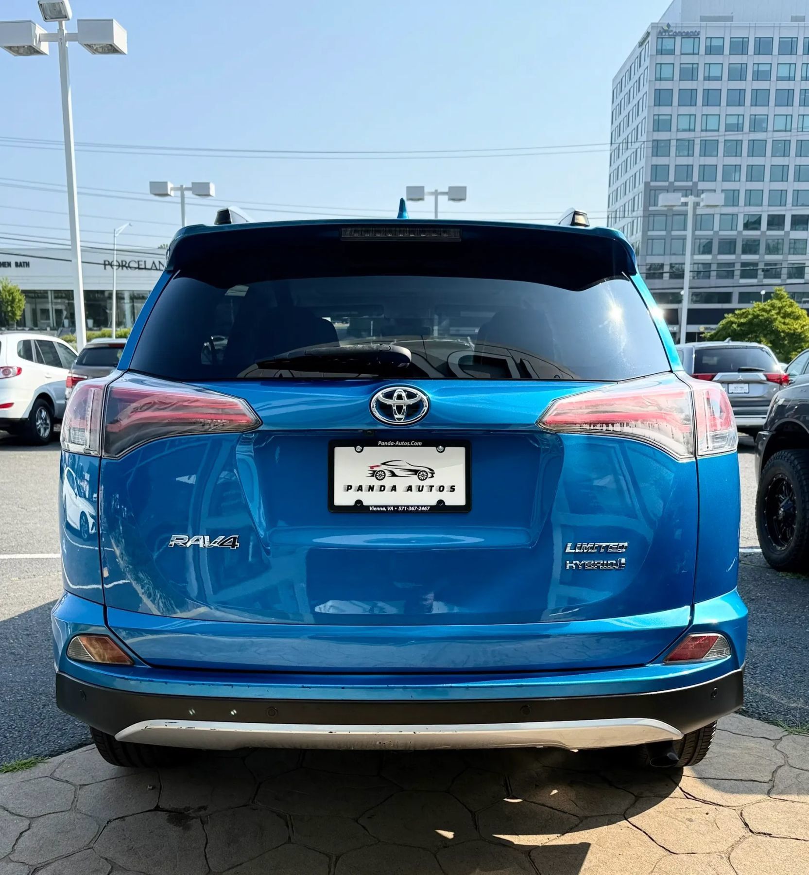 Used 2016 Toyota RAV4 Limited AWD/4WD image 6
