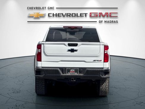 Used 2026 Chevrolet Silverado 1500 ZR2 AWD/4WD image 4