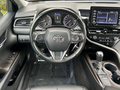 Certified 2022 Toyota Camry SE FWD image 14