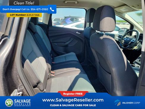 Used 2016 Ford C-MAX SE w/ Interior Protection Package FWD image 13