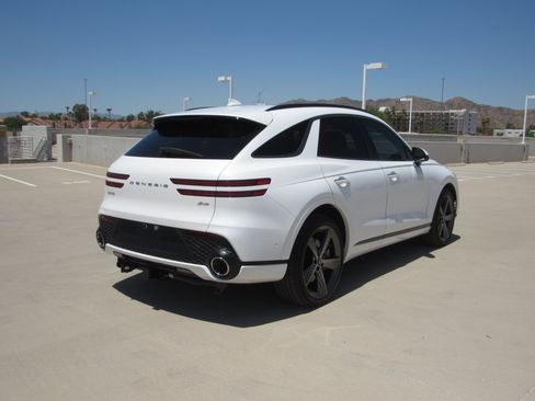 Used 2024 Genesis GV70 2.5T w/ Sport Prestige Package AWD/4WD image 5