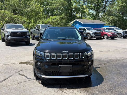Used 2022 Jeep Compass Limited AWD/4WD image 2