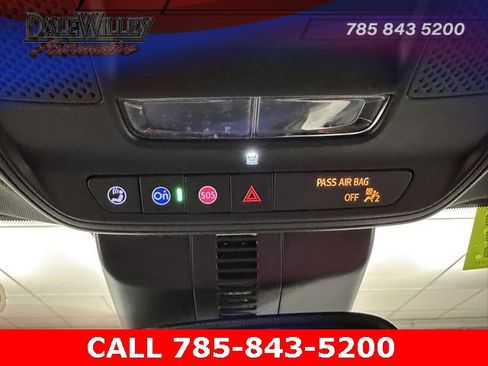 Used 2025 Buick Enclave Preferred image 16