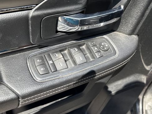 Used 2017 RAM 1500 Sport w/ Black Ram 1500 Sport Group AWD/4WD image 28