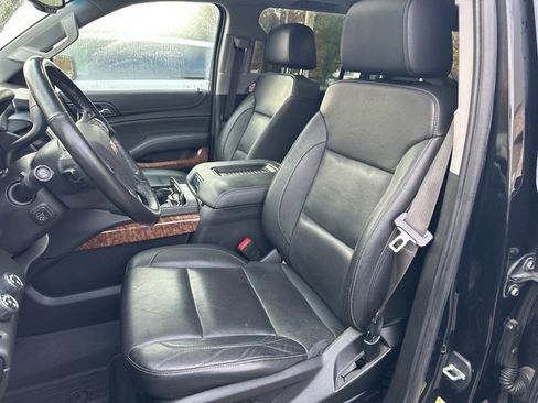 Used 2020 Chevrolet Suburban Premier w/ RST Edition image 13