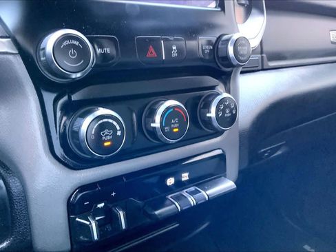 Used 2024 RAM 2500 Big Horn image 35