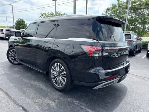 Certified 2025 INFINITI QX80 Sensory AWD/4WD image 10