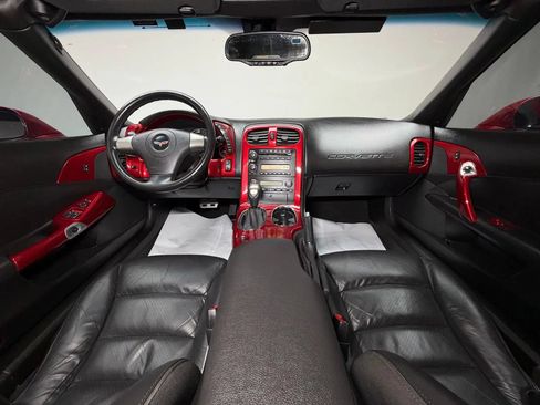 Used 2008 Chevrolet Corvette Coupe w/ Preferred Equipment Group RWD image 15
