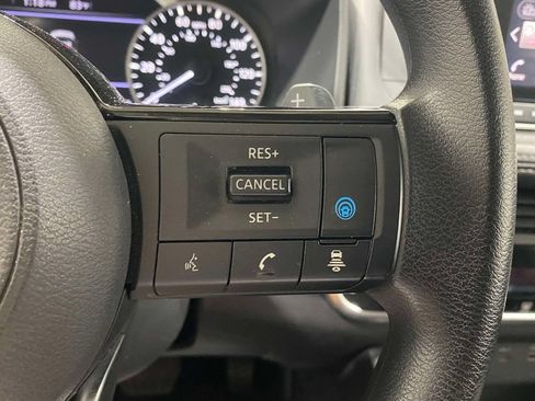 Used 2023 Nissan Rogue SV AWD/4WD image 24