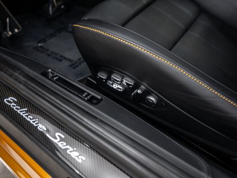 Certified 2018 Porsche 911 Turbo S AWD/4WD image 30