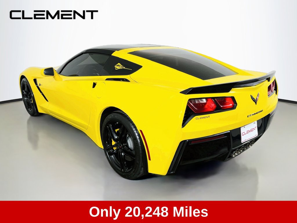 Used 2016 Chevrolet Corvette Stingray Coupe w/ Carbon Flash Badge Package RWD image 8