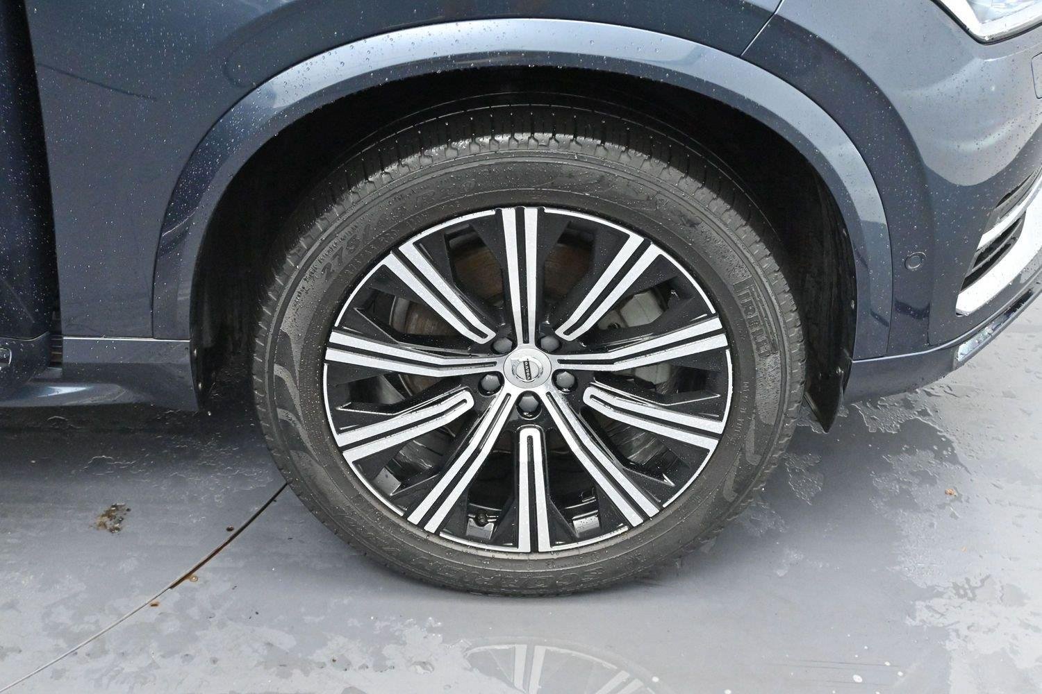Used 2023 Volvo XC90 B6 Plus w/ Protection Package AWD/4WD image 34