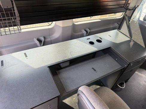 Used 2019 Ford Transit 150 XLT RWD image 43