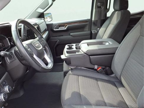 Used 2024 GMC Sierra 1500 Elevation AWD/4WD image 5