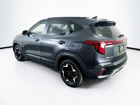 Used 2025 Kia Seltos S image 5