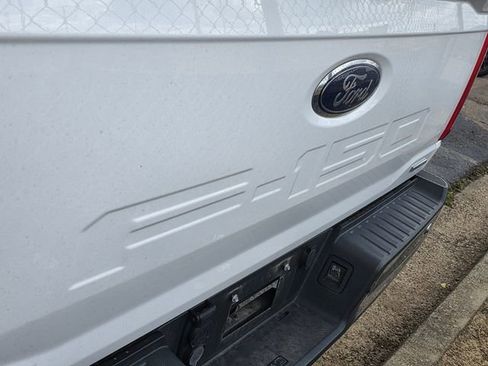 Used 2021 Ford F150 Lariat w/ Trailer Tow Package image 5