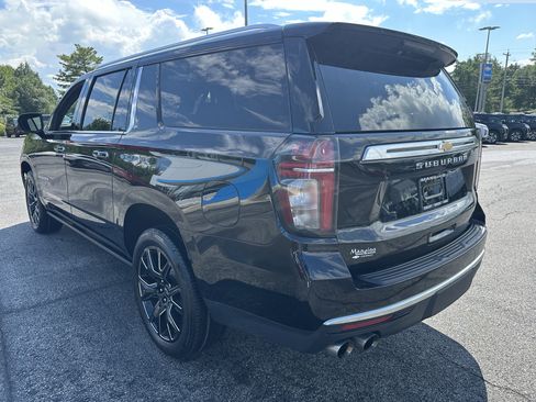 Certified 2023 Chevrolet Suburban High Country AWD/4WD image 5