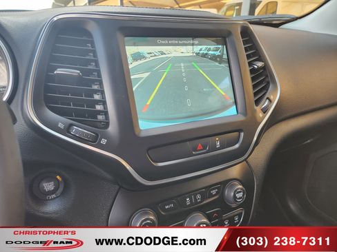 Used 2022 Jeep Cherokee Latitude Lux w/ Sun & Sound Group image 16