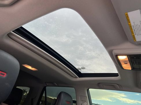 Used 2024 Toyota 4Runner TRD Off-Road Premium w/ Moonroof Package AWD/4WD image 19