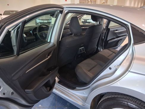 Used 2025 Toyota Camry LE image 9