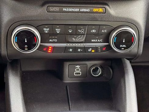 Used 2025 Ford Escape Active w/ Cold Weather Package image 23