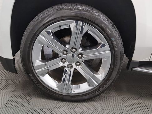 Used 2019 GMC Yukon XL SLT image 35