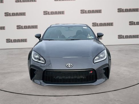 New 2025 Toyota GR86 Premium image 8