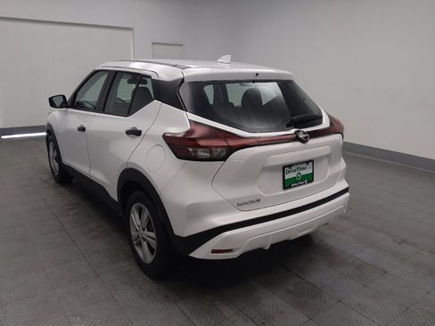 Used 2022 Nissan Kicks S image 5
