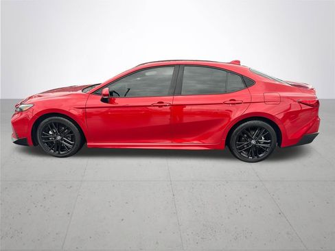 Certified 2025 Toyota Camry SE w/ Convenience Package image 11