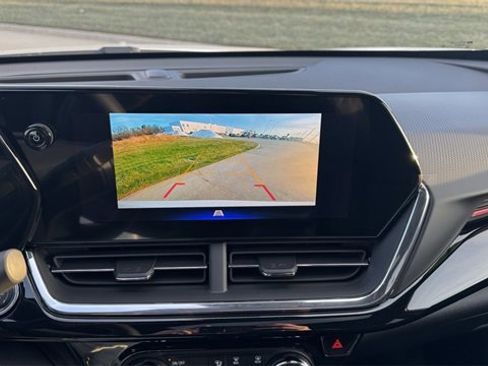 New 2026 Chevrolet Trax RS w/ Sunroof Package image 27