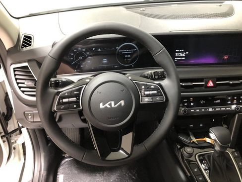 New 2026 Kia Seltos EX w/ EX Sunroof Package image 26