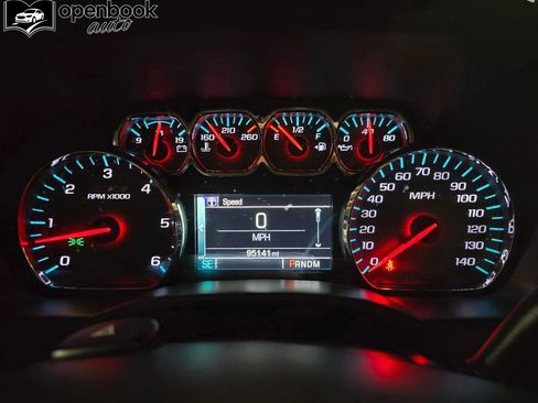 Used 2015 Chevrolet Silverado 1500 LTZ Z71 w/ LTZ Plus Package AWD/4WD image 16