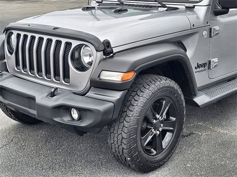 Used 2019 Jeep Wrangler Unlimited Sport image 10