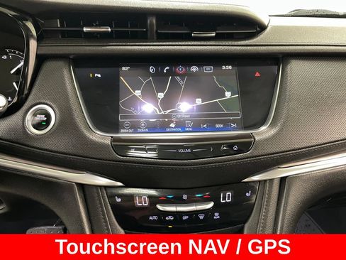 Certified 2018 Cadillac XT5 Luxury w/ Driver Awareness Package AWD/4WD image 3