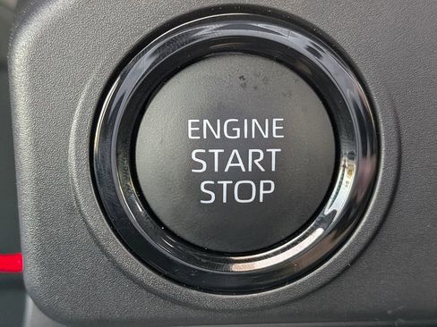 Used 2025 Toyota Tacoma SR5 RWD image 28