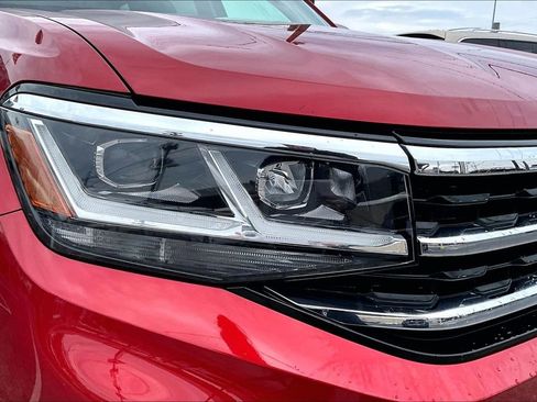 Used 2022 Volkswagen Atlas SE image 43