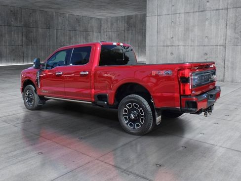 Used 2024 Ford F250 Platinum image 3